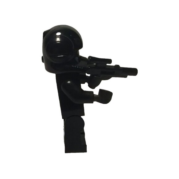 Lego Star Wars Tie Fighter Pilot with Blaster Rifle Complete - Picture 4 of 4